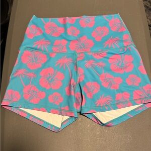 Born Primitive tropical, size medium